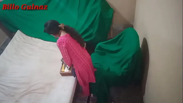Xem Homemade Real Painful Fuck scene with clear hindi audio Clip mới