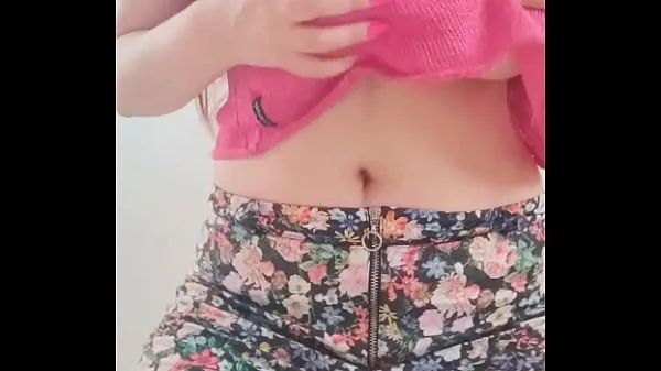 Pozrite si Model poses big natural boobs with moans - DepravedMinx nových klipov