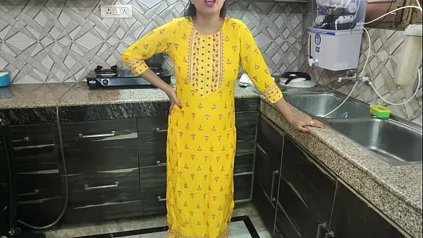 Watch Desi bhabhi was washing dishes in kitchen then her brother in law came and said bhabhi aapka chut chahiye kya dogi hindi audio fresh Clips