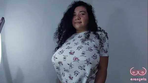 Sledujte Busty girl dances sexy in front of her stepbrother nových klipů