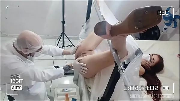 Assista a Patient felt horny for the doctor clipes recentes