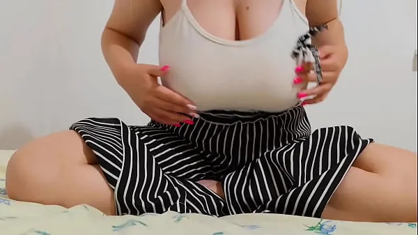 Obejrzyj Busty hottie decided to play with her big tits when no one was home - Luxury Orgasmnowe klipy