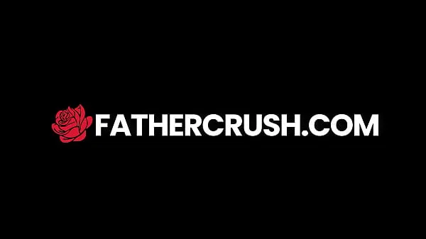 Посмотрите Мечтай о маленькой мечтательнице, мечтай о моем члене внутри тебя (падчерица) - FatherCrush свежие клипы