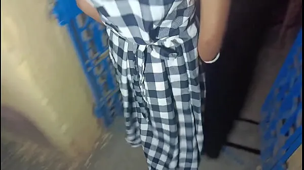 Regardez First time pooja madem homemade sex video nouveaux clips